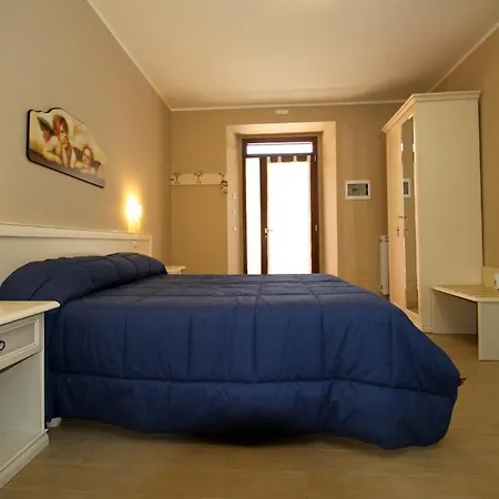 Πανσιόν La Chioccia 3*