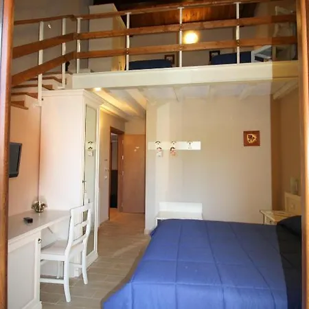 La Chioccia 3*